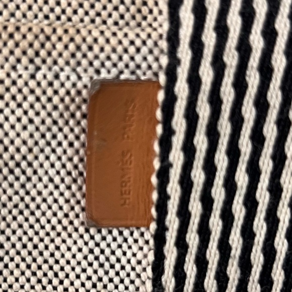 Hermès Authentic Paris Fourre Tout MM Gray Canvas Tote Hand Bag! - Picture 14 of 15